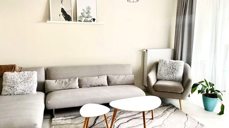 Apartament 2 camere, decomandat + loc de parcare - Poză 1