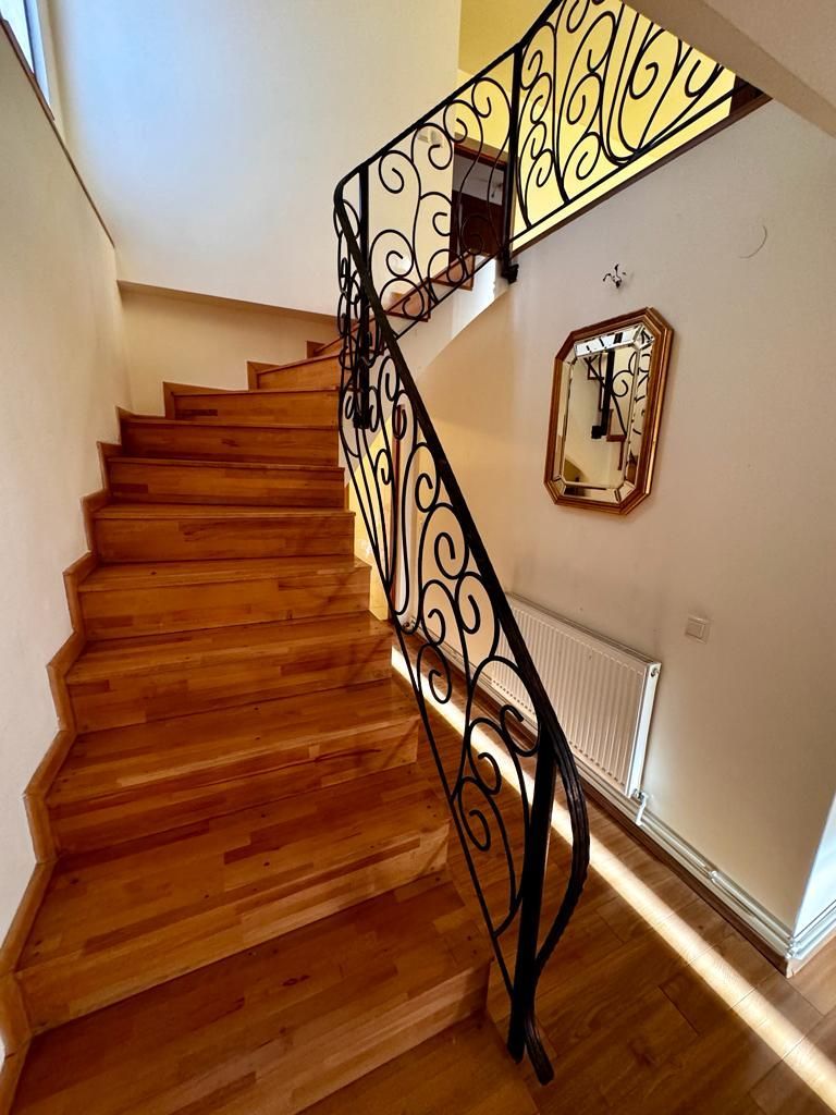 Vanzare casa ideal 2 familii padurea Romanesti - Poză 28