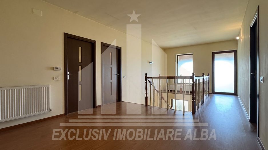 Casa individuala | Pensiune | 560 mp | 1450 mp teren | Cetate - Poză 8