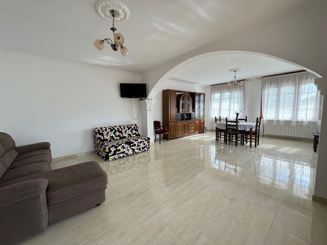 De vanzare casa in Lugoj pe strada Bocsei - Poză 2