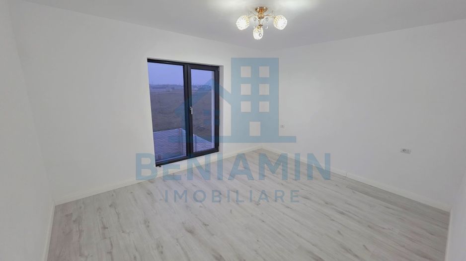 Casa noua 4 dormitoare 2 bai P+1 zona Selgros Teilor - Poză 5