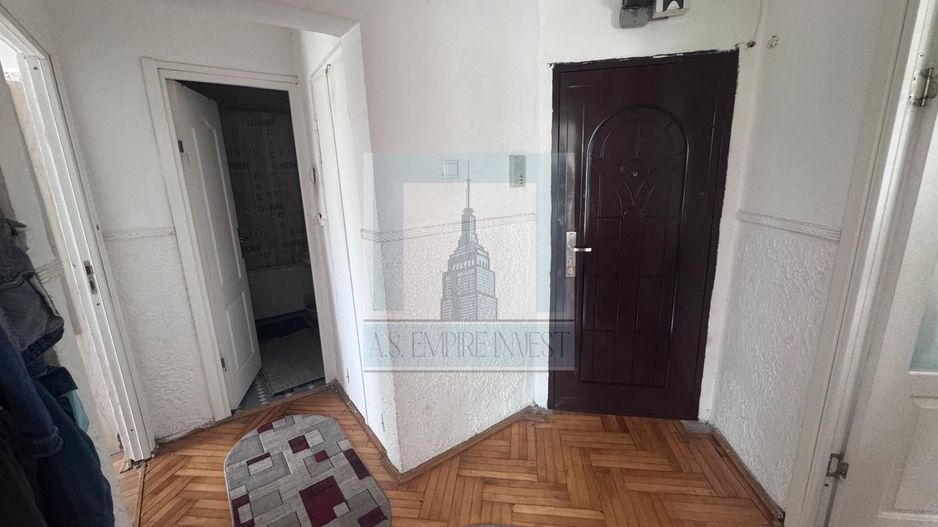 Apartament 2 camere de vânzare – Tractorul, str. Bronzului - Poză 9