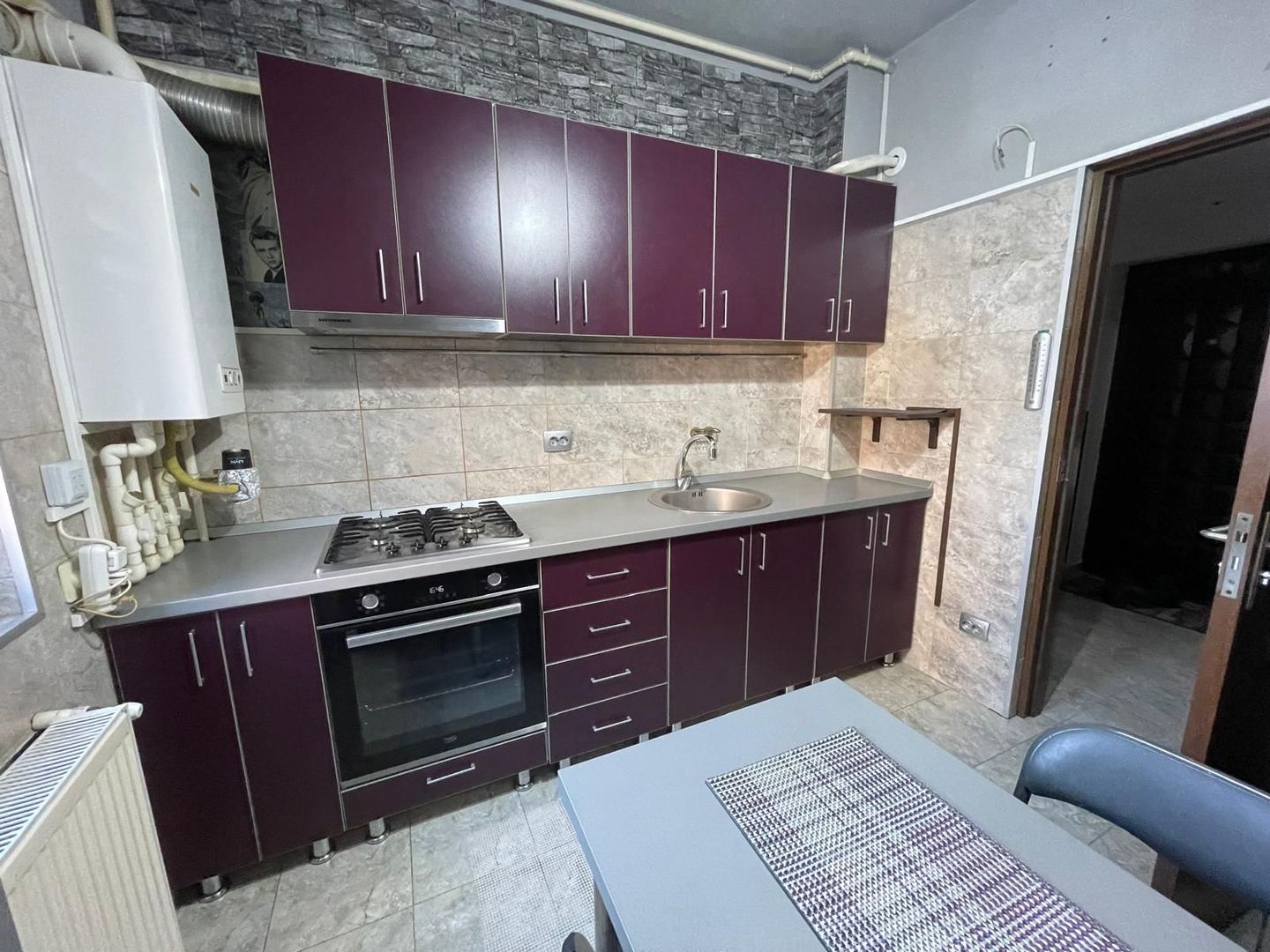 AP. 2 CAMERE APARATORI, CENTRALA PROPRIE, BUCATARIE INCHISA, METROU - Poză 5