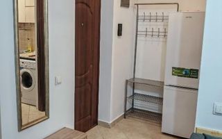 Mobilat Utilat Apartament cu 2 Camere Aproape de Metrou - Poză 7