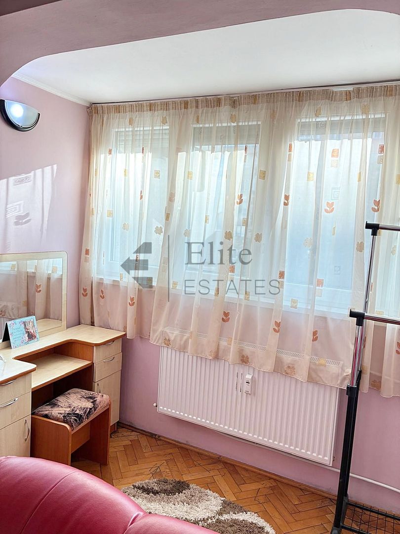 Apartament cu 3 camere de inchirat central in Oradea - Poză 10