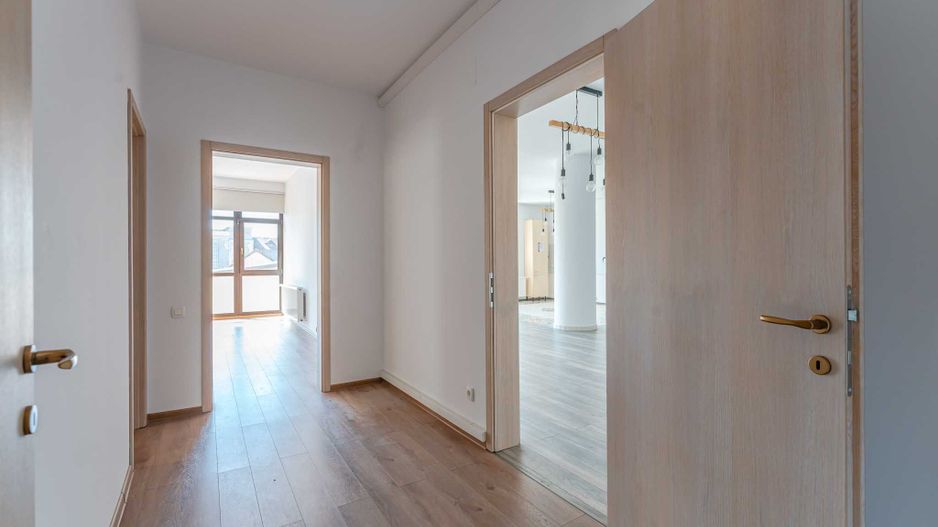 Birouri în zona Patria, Brașov - 2 locuri de parcare subterane - Poză 11