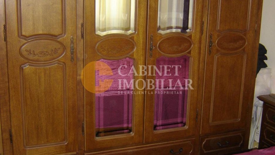 Gara-Strapungerii Silvestru Apartament 3 camere decomandat-intermediar - Poză 5