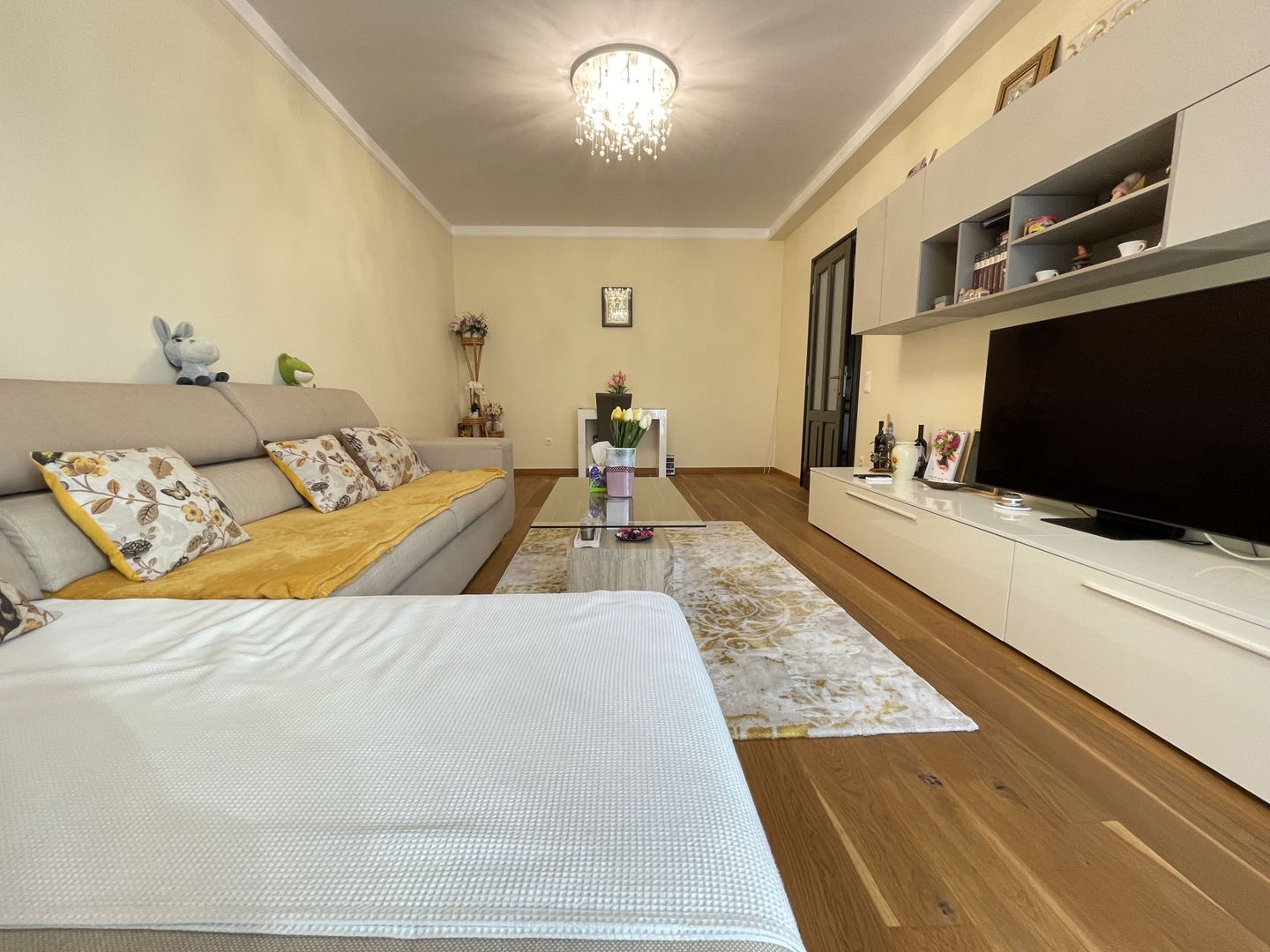 APARTAMENT DE LUX MOBILAT SI UTILAT - Poză 2