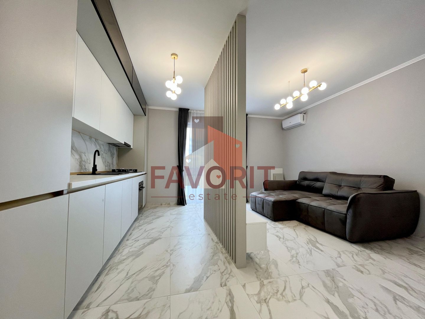 Etaj intermediar. Loc de parcare inclus. Finisat la cheie - Poză 2