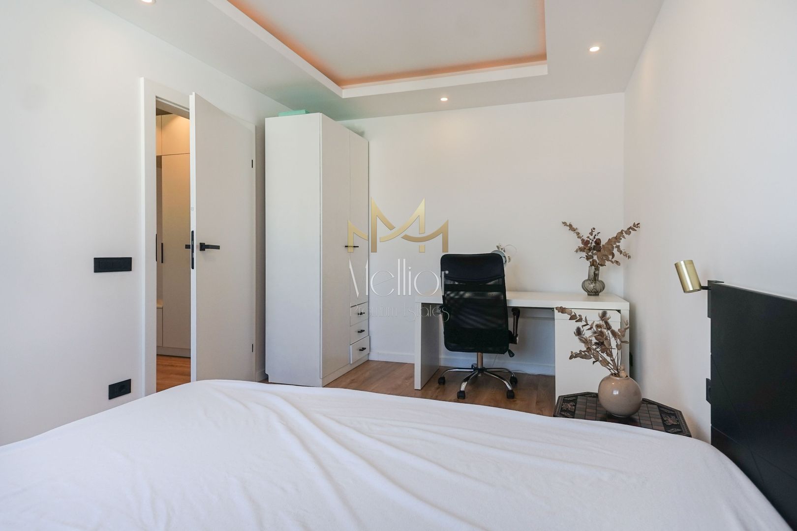 Apartament 2 dormitoare, parcare, Central, Cinema Florin Piersic - Poză 9