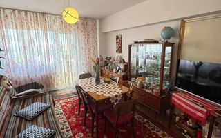 Apartament cu 3 camere/ 70mp/ zona Podu Ros - Poză 2