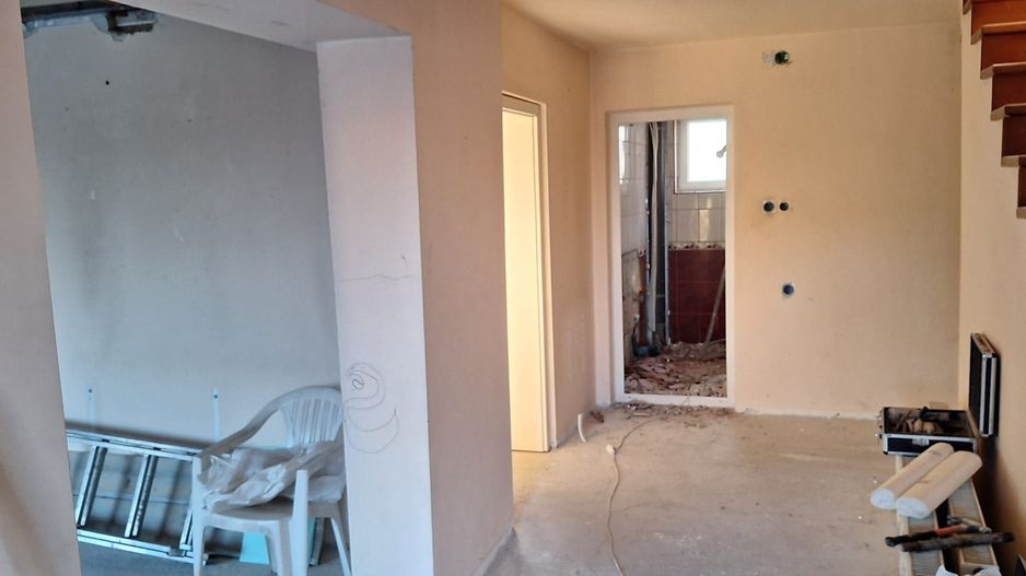 Casa singur in curte curte spatioasa zona Bartolomeu/Stupini - Poză 14