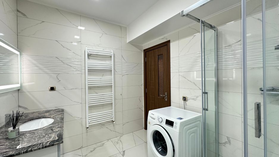 Vând apartament 3 camere 3 minute de Coresi complex ISARAN - Poză 22