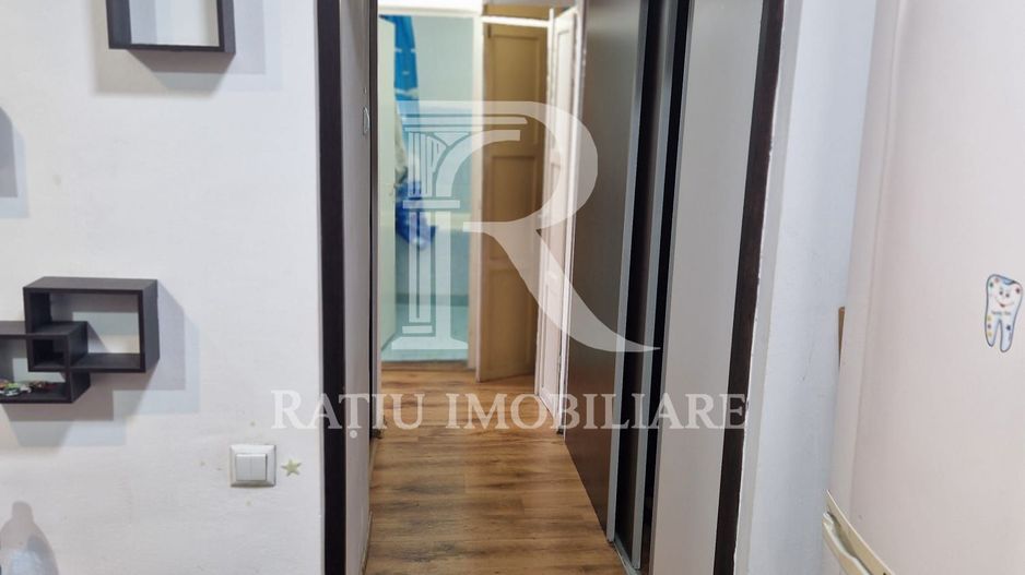 Apartament cu 3 camere | Decomandat | Decebal |  Oradea - Poză 2