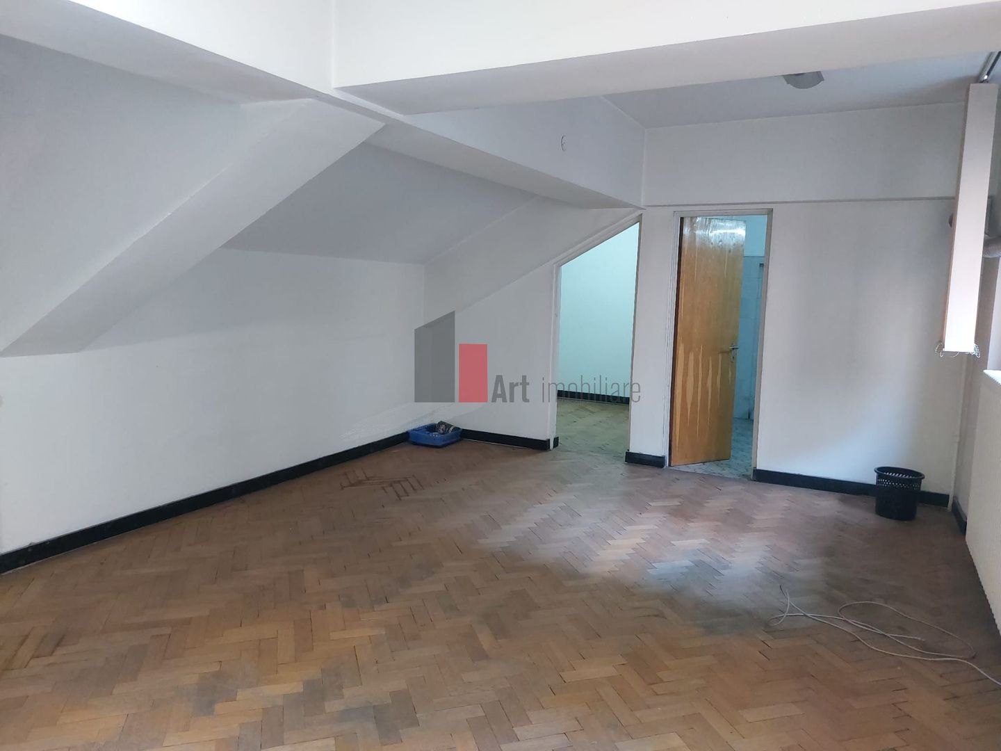 Spatiul "APALA",  Sala Palatului, imobil  birouri, 97 mp, FARA RISC SEISMIC - Poză 7