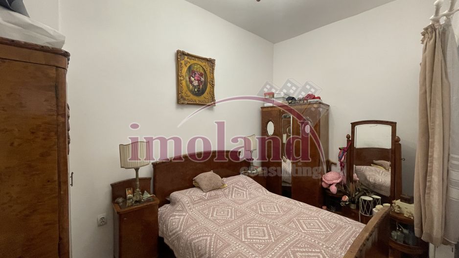 Apartament spectaculos de 4 camere într-o vilă cu farmec istoric pta Victoriei - Poză 14