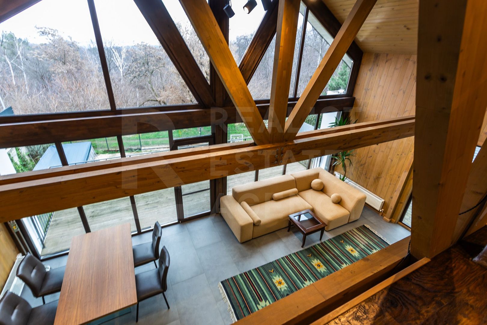 Chirie casa, 5 camere, strada Nicolae Testemiţeanu, Centru - Poză 2