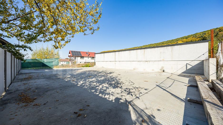 Casă 4 camere, garaj, foișor, grajd, 6000mp teren lângă padure - Poză 17
