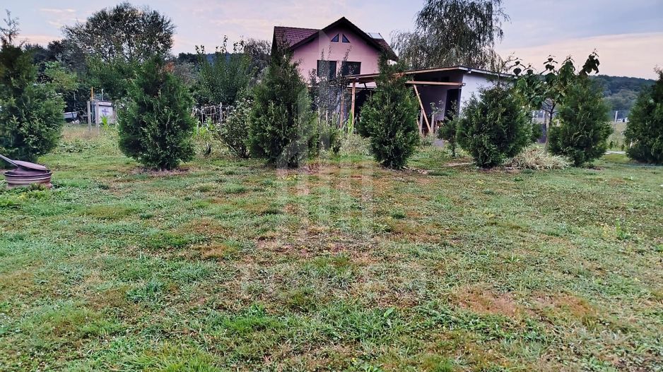 ✨ Oportunitate! Teren 1500 mp cu cabană și utilități – Șelimbăr/Cisnădie - Poză 2