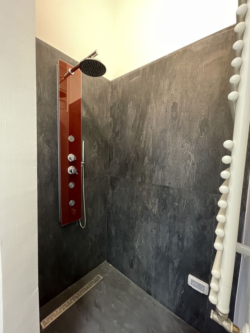 Apartament 5 camere , cladire istorica , renovat complet. - Poză 20