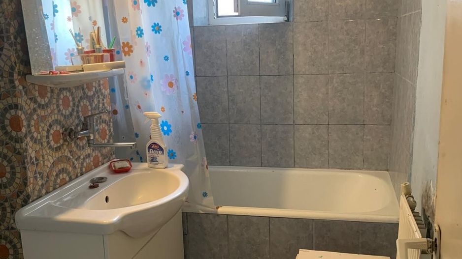 Apartamet 4 camere - 80 mp - etaj 2/4 - Zona Autogara Fany - Poză 8