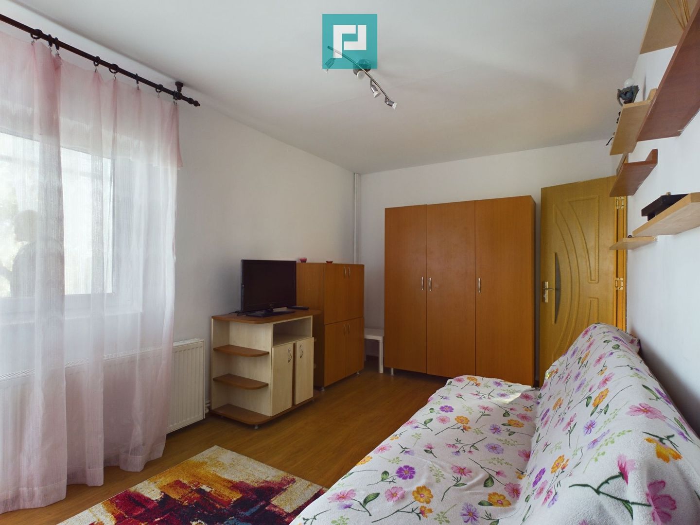 Apartament cu 1 cameră lângă universitate - Poză 2