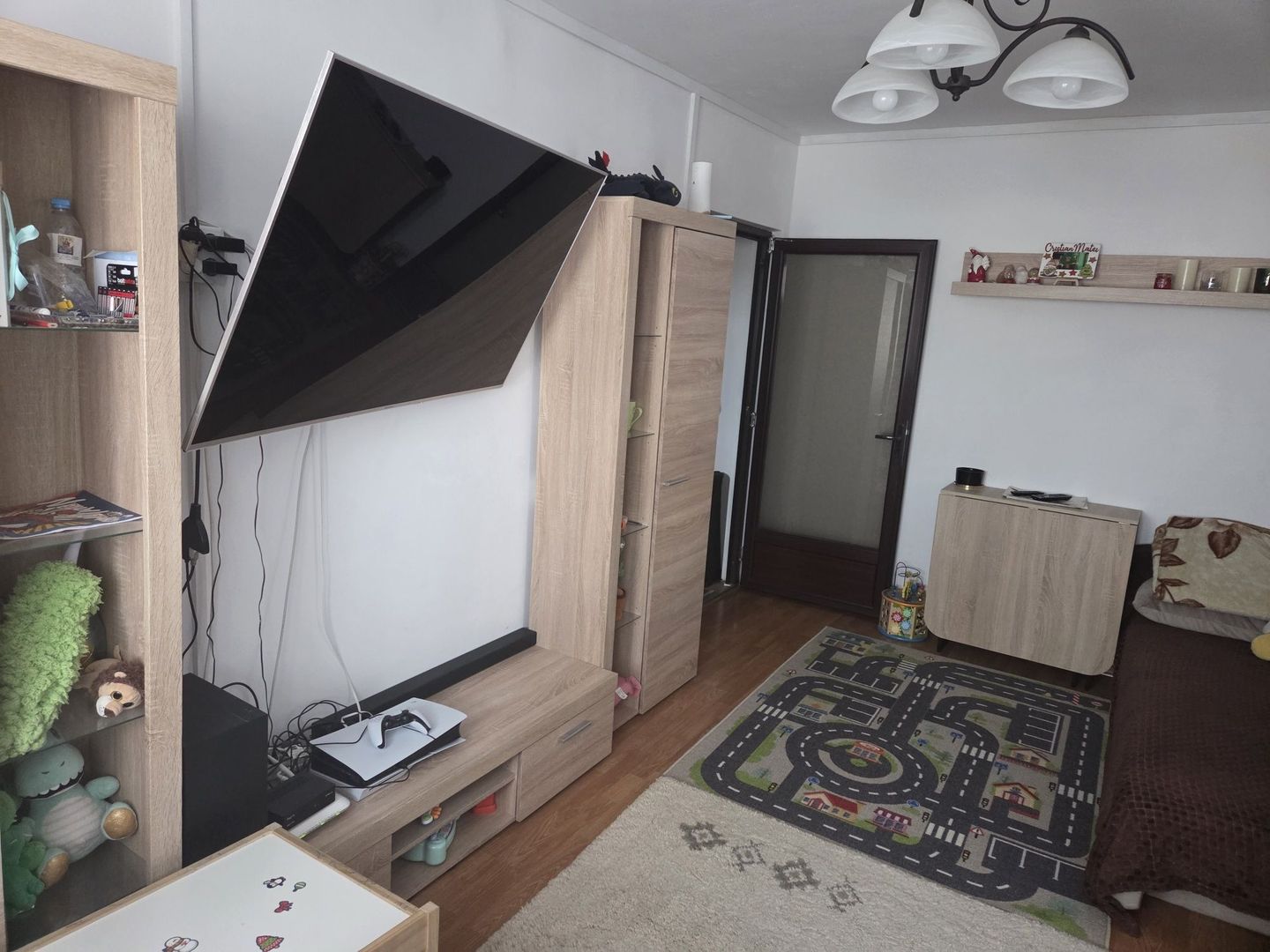 Apartament 2 camere- Craiovita Noua - Poză 3