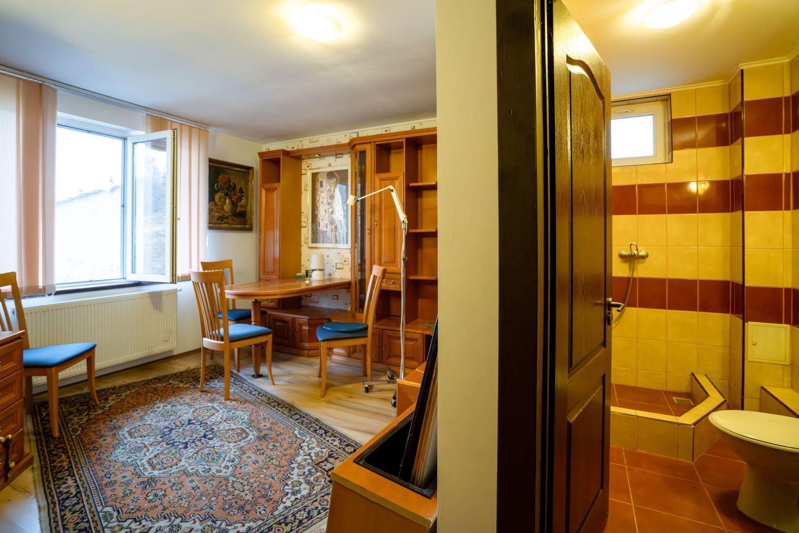 Pensiune cu 12 camere in Baile 1 Mai - Poză 7