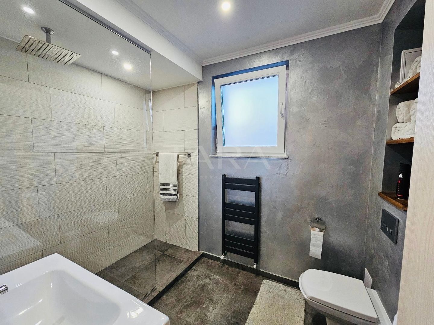 Inchiriez casa complet mobilata cartier Iris. - Poză 7