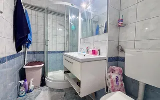 Apartament spatios cu 4 camere si terasa | Modern - Poză 14