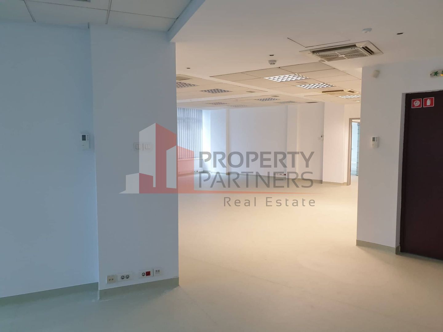 Cladire speciala pentru investitie, Ultracentral! - Poză 5