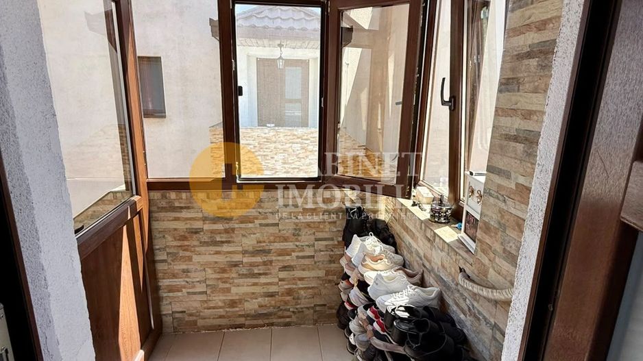 4 CAMERE DECOMANDAT--ETAJ+MANSARDA AMENAJATA--BLOC TIP VILA - Poză 14