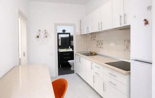 Piata Victoriei, 2 camere, centrala proprie.