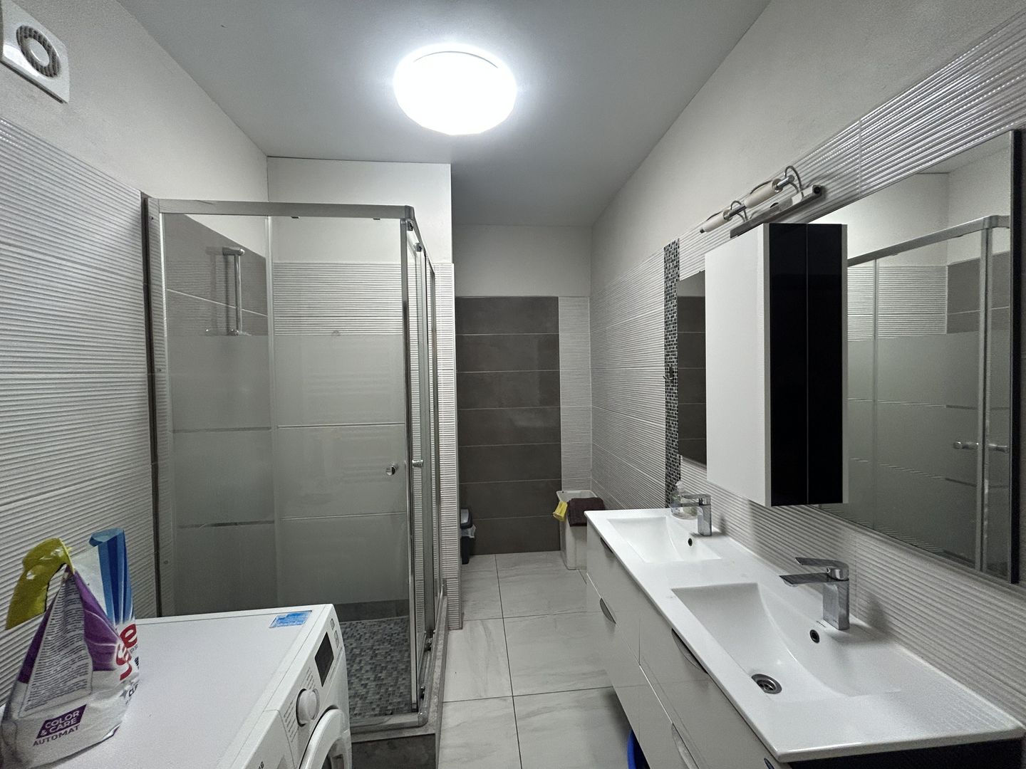 Casa individuala in Lazaret, langa Hotel Hermanns, la cheie - Poză 26