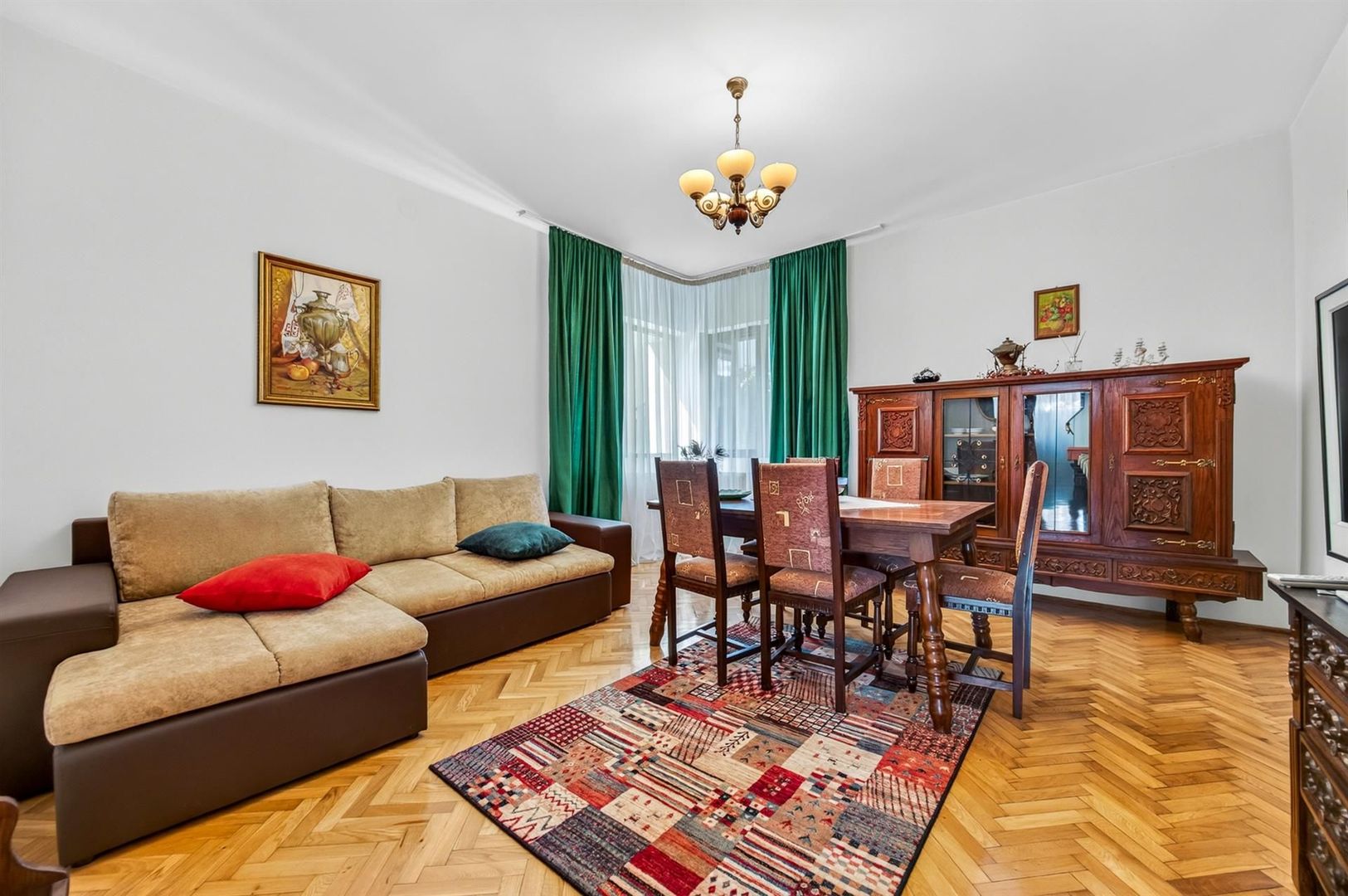 Casa pe 3 niveluri | Terasa cu priveliste | 3 parcari | Pozitie centrala - Poză 7