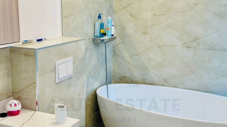 Casa moderna cu 6 camere terase 50 mp si curte in Parcul Sub Arini - Poză 11