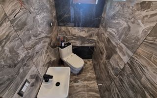 Casă modernă cu 3 dormitoare, terasă și teren generos - Poză 5