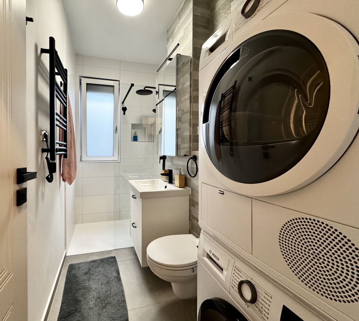 Apartament cu 2 camere, la prima închiriere, primitor si elegant - Poză 16