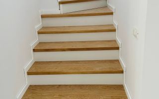 Duplex nou cu 5 camere despartit prin garaj - Dumbravita - Poză 3