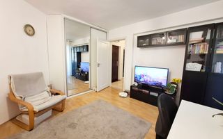 Apartament cu 3 camere, ultracentral - Poză 1