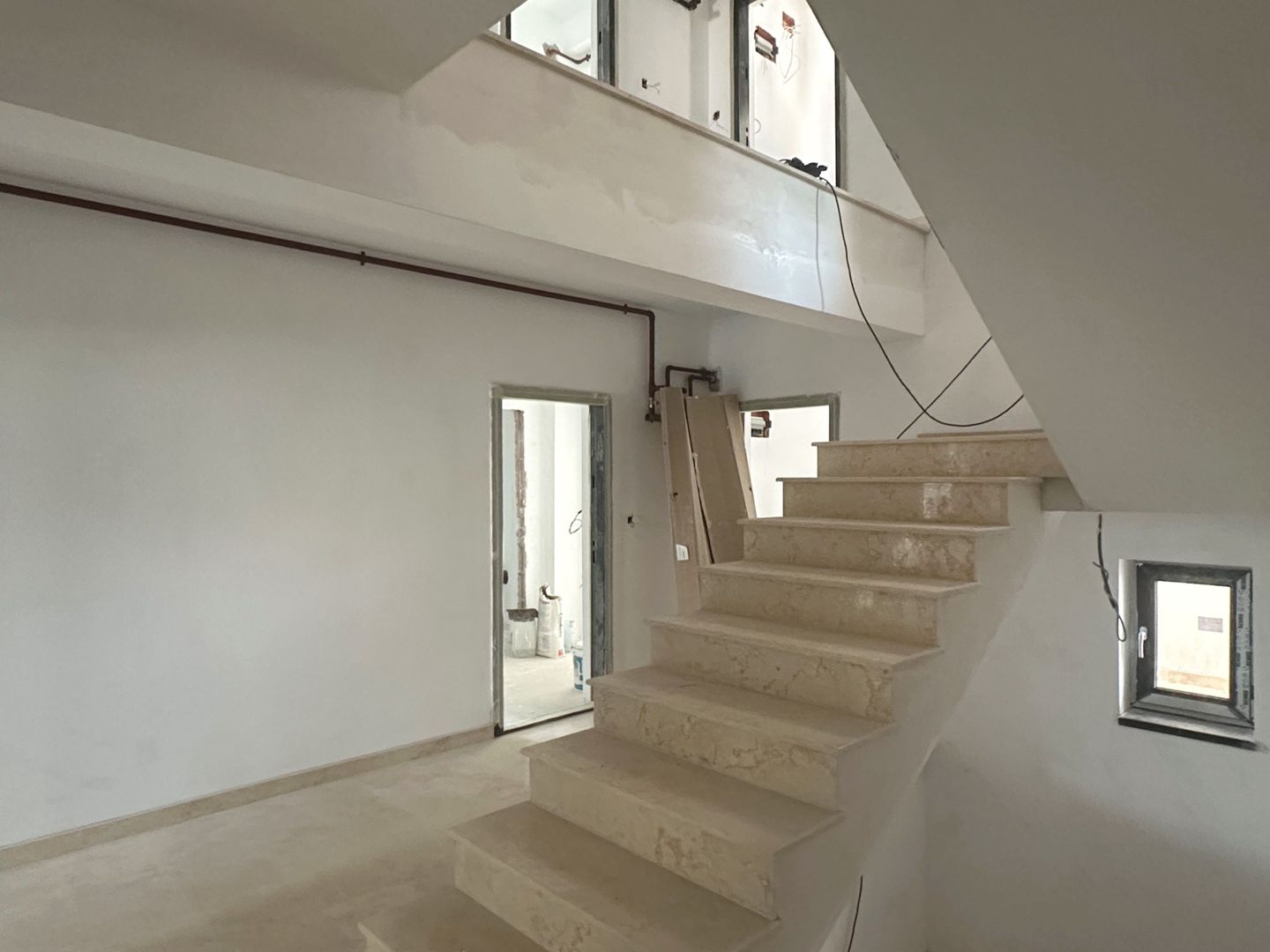 VANZARE 3 CAMERE CU PARCARE IMOBIL NOU PARC BAZILESCU - Poză 2