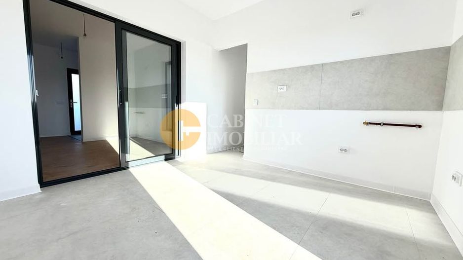 Casa individuala Vorovesti - Finalizata - 4 camere 2 bai - Poză 3