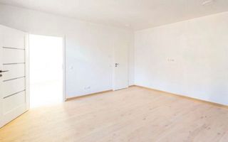 Apartament central renovat str. Evreilor Deportați - Oradea - Poză 5