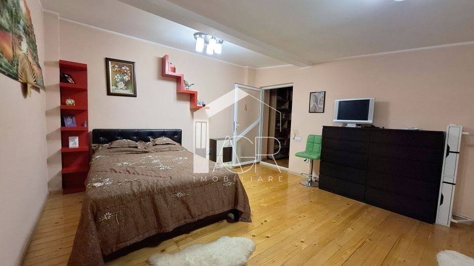 Casa P+M, cu 5 camere, zona Central - Poză 20