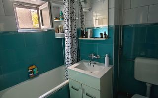 Apartament 3 camere, 2 băi, etaj 2 – Micro 16, cu parcare rezervată - Poză 6