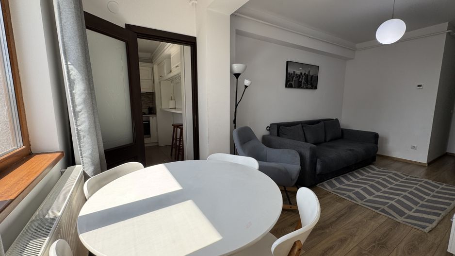 Apartament mobilat complet | Zona Palas | Terasa | Parcare privata - Poză 4