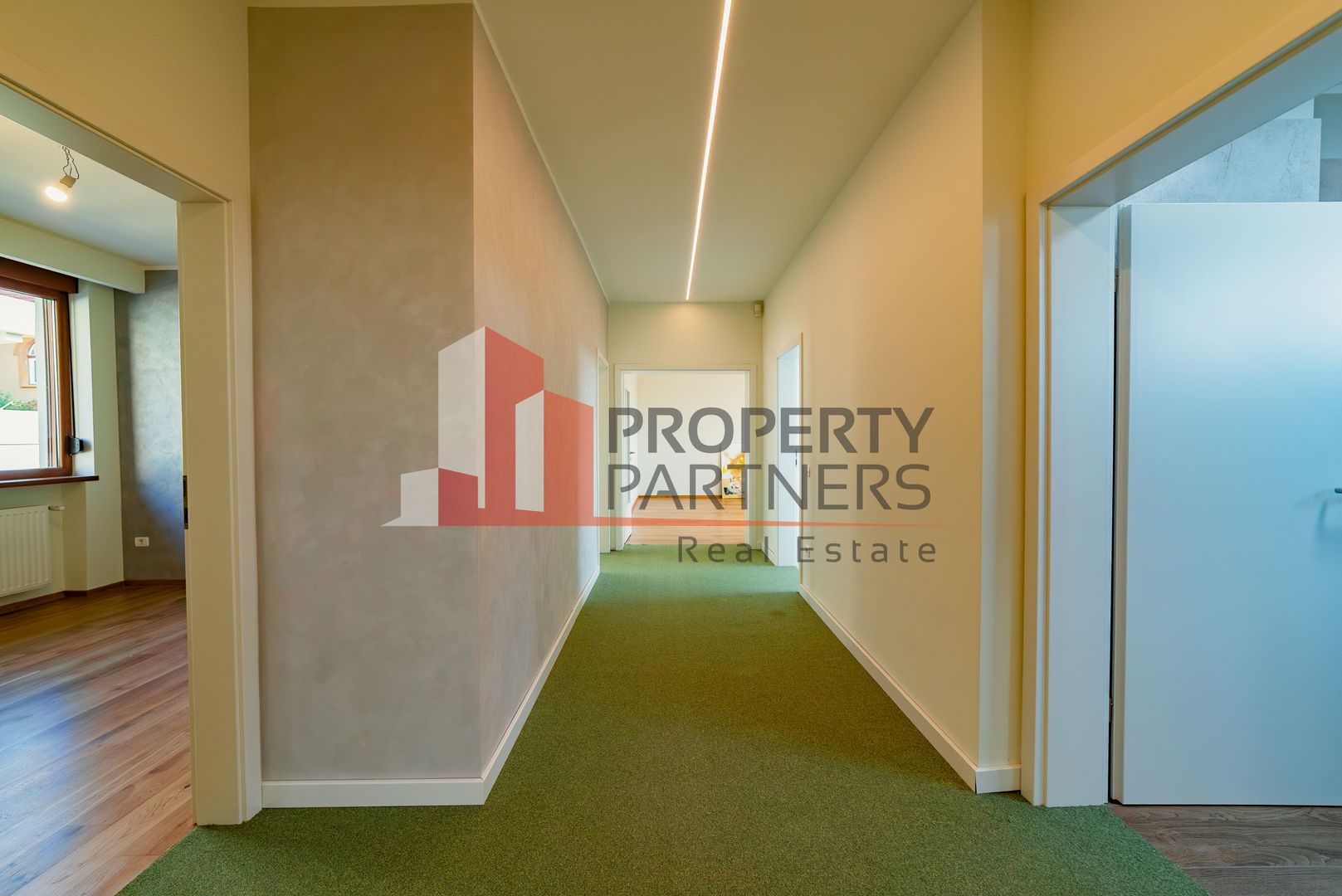 Apartament Duplex Elegant cu Terasă Panoramică – Dealul Cetății, Brașov - Poză 11