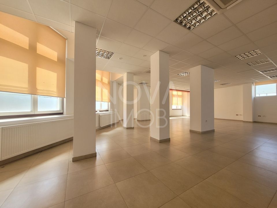 Spatiu comercial de inchiriat 875mp - Piata Cluj - Poză 2