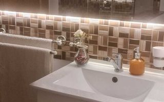 DE VANZARE APARTAMENT 4 CAMERE + CURTE | ZONA CENTRALĂ - Poză 7