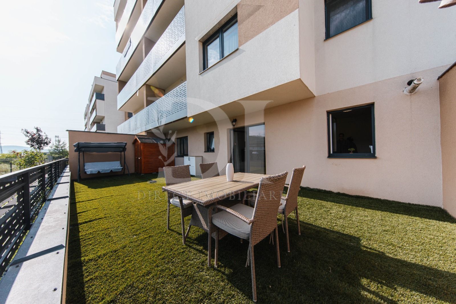 Apartament la cheie / terasa de 50 mp / Zona Terra - Poză 26